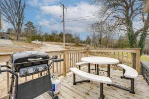 Hike, Boat, Fish and More Table Rock Lake Cottage