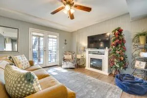 Lake Views and Community Perks Cape Fair Apartment! - Shell Knob