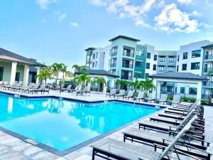 Gateway Commons Apartments by Barsala - Palmetto