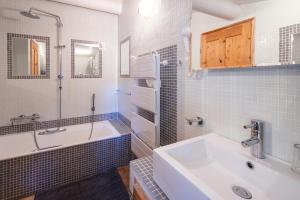 Maisons de vacances La Bastide des Milles : photos des chambres