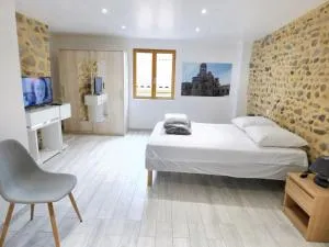 Maison confortable au cœur de Brioude avec parking privé. - Brioude