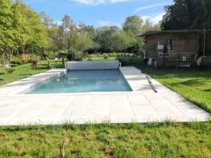 Villa élégante à Château-la-Vallière avec piscine privée