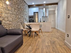 119E1 Apartamentos en el centro de Gijon By R2R Consulting