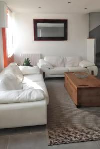 Maisons de vacances Maison spacieuse a Le Vivier-sur-Mer, proches des commodites : photos des chambres