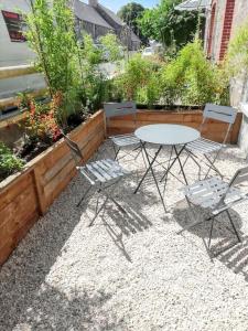 Maisons de vacances Maison spacieuse a Le Vivier-sur-Mer, proches des commodites : photos des chambres