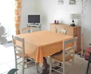 Maison chaleureuse à Notre-Dame-de-Monts avec terrasse