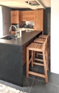Chalet magnifique à Valloire avec vue sur montagne.