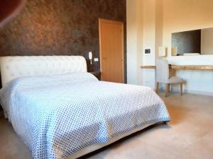 Bright Studio in Gallipoli - 30 sqm + Enclosed Garden