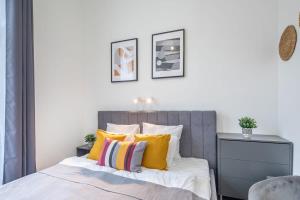 Ultra Central NEW Studio