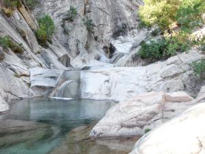 Maisons de vacances Bungalow confortable a Santa-Lucia-di-Moriani 38 m² jardin spacieux : photos des chambres