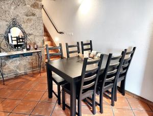 Charming House in Beirã with Garden