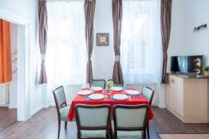 Central - Comfy - Easy Sleep