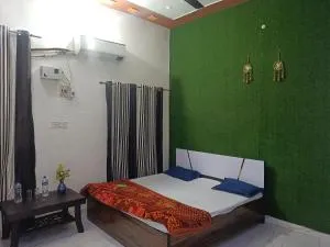 Shree Bankey Bihari Guest House - Mathura