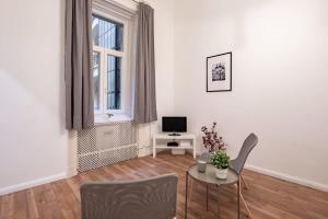 Central - Comfy - Relaxing Sleep