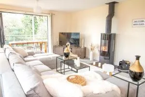 Gym I Cinema I Hot tub I Games room at Copper Beech - 米杜尔