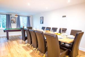 Gym I Cinema I Hot tub I Games room at Copper Beech