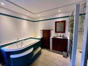 Maisons de vacances Les Romarins : photos des chambres