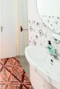 Spacious apartment in Flic en Flac, 115 m², mountain view