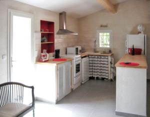 Maison charmante avec jacuzzi et vue sur montagne à Sartène