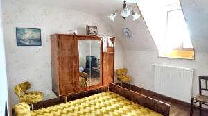 Maison confortable à Saint-Laurent-de-Cuves avec jardin