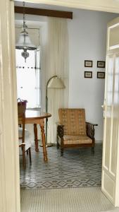 Charming Apartment in Albuñol, 90 m², Near Amenities