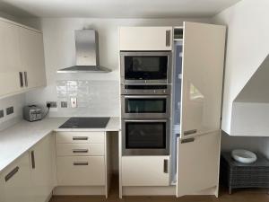 Immaculate Separate Accommodation