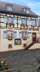 Appartements Appartement cosy avec cheminee a Eguisheim - 110m² - Terrasse : photos des chambres