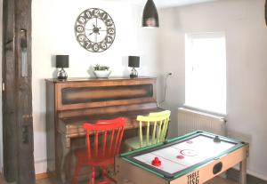 Appartements Appartement cosy avec cheminee a Eguisheim - 110m² - Terrasse : photos des chambres