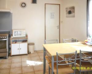 Appartements Appartement charmant a Selonnet avec piscine partagee et vue : photos des chambres