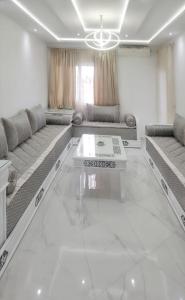 Bright apartment in Marina Smir, sea view and shared pool