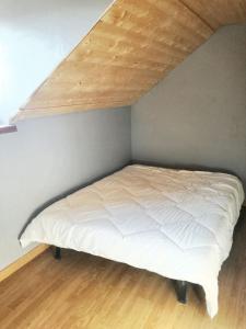 Maisons de vacances Maison de charme a Gan avec vue sur la montagne : photos des chambres