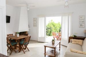 Baconer - Casa en lAmpolla con jardín privado y acceso directo al mar - Deltavacaciones