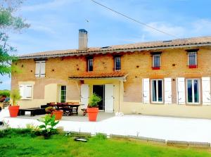 Appartements Studio charmant a Saint-Jory, 25 m², piscine partagee : photos des chambres