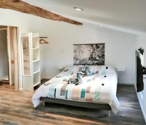 Appartements Studio charmant a Saint-Jory, 25 m², piscine partagee : photos des chambres