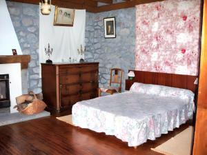 Maison de charme dans le Parc des Volcans dAuvergne avec terrasse