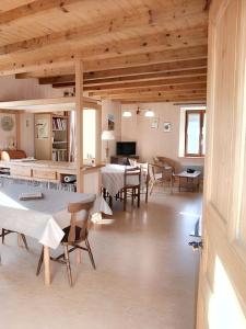 Appartements Appartement charmant a Plancher-les-Mines, cheminee, 90 m² : photos des chambres