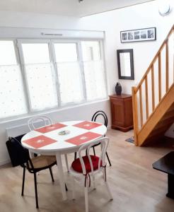 Maisons de vacances Charmante Maison a Fecamp pour des Vacances Inoubliables : photos des chambres