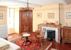 Maisons de vacances Maison familiale chaleureuse a Augirein avec grand jardin. : photos des chambres