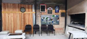 Un oasis en la ciudad, La Casita