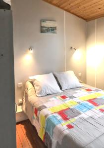 Maison ensoleillée à Saint-Pierre-dOléron avec piscine partagée