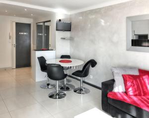 Appartement charmant à Cannes avec vue sur la mer, 33 m²