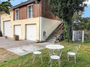 Appartements Appartement confortable au coeur du Pian-Medoc avec jardin : photos des chambres