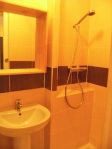 Studio charmant à Hyères - 20 m² - Terrasse accueillante