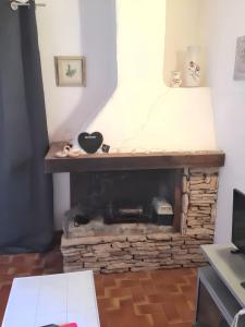 Maison de charme à Vachères avec jardin et vue montagne