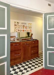 Maisons de vacances Maison charmante en Correze avec jardin et cheminee : photos des chambres