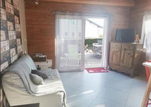Maisons de vacances Maison charmante avec vue sur montagne pres d'Yssingeaux : photos des chambres
