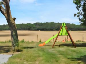 Maisons de vacances Maison charmante a Levroux avec jardin et spa : photos des chambres