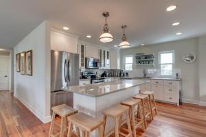 Cottage One Gorgeous Ocean View From 60 foot Deck