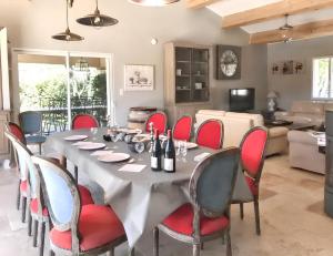 Villas Villa elegante a Regusse avec piscine privee : photos des chambres