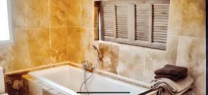 Villas Villa elegante a Regusse avec piscine privee : photos des chambres